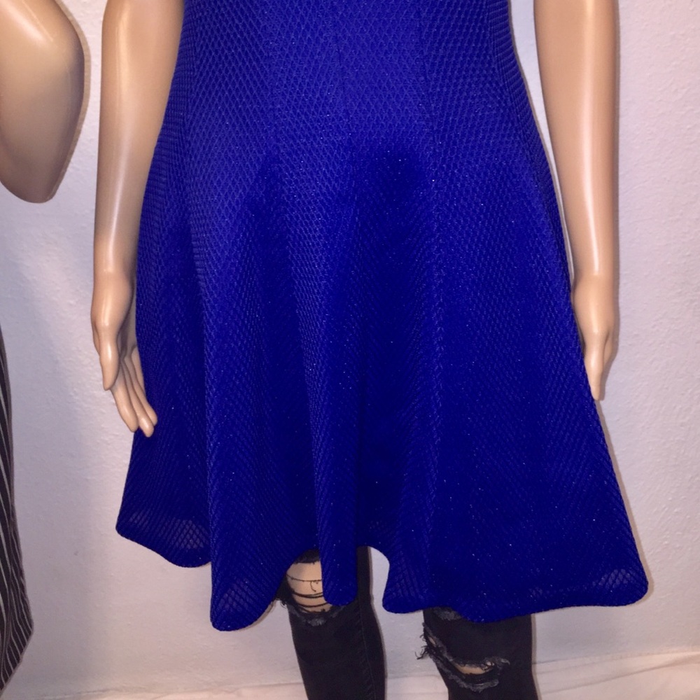 10075 Blue party’s Dress Size 4 - Picture 3 of 9